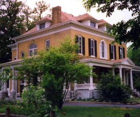 Beall Mansion An Elegant Bed & Breakfast Inn