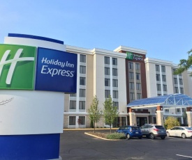 Holiday Inn Express Chicago NW - Arlington Heights, an IHG Hotel