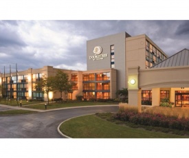 DoubleTree by Hilton Chicago - Arlington Heights