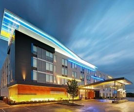 Aloft Bolingbrook