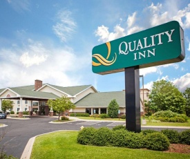 Quality Inn Bolingbrook I-55