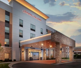 Hampton Inn & Suites Chicago-Burr Ridge