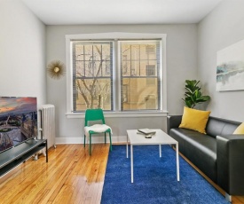 Central Location Lakeview 1BR Neat & Comfy