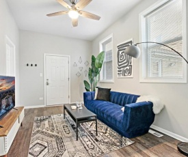 Insta-worthy 2-Bedroom Apt In Trendy Logan Square