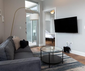 Modern River West 2BR with W&D by Zencity