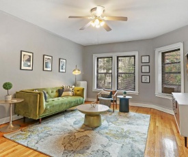 Stylish & Cozy 1BR in Boystown w/ Modern Amenities