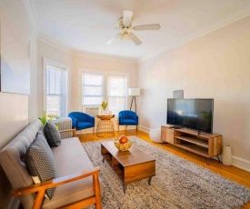 Stylish Comfy Lincoln Sq. 2BR Near Wrigley