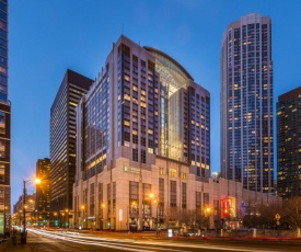 Embassy Suites Chicago Downtown Magnificent Mile