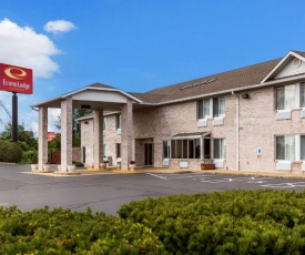 Econo Lodge Inn & Suites Fairview Heights - St Louis