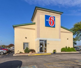 Motel 6-Moline, IL