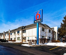 Motel 6-Palatine, IL - Chicago Northwest