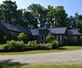 Bromley Farm ski house