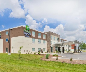 Holiday Inn Express & Suites Salem, an IHG Hotel