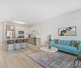 2BR Modern Living in Tranquil Scene