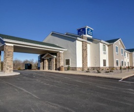 Cobblestone Hotel & Suites - Charlestown