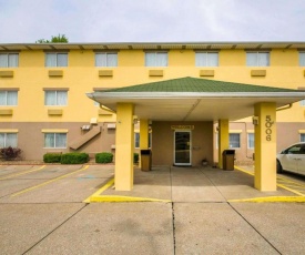 Quality Inn East Evansville