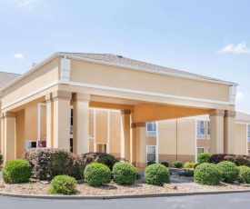 Super 8 by Wyndham Evansville North