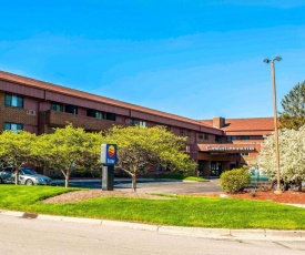 Comfort Inn & Suites North at the Pyramids