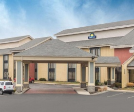 Days Inn by Wyndham Indianapolis Northeast