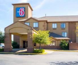 Motel 6-Indianapolis, IN - Airport