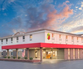 Super 8 by Wyndham Terre Haute