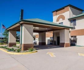 Quality Inn & Suites Altoona - Des Moines