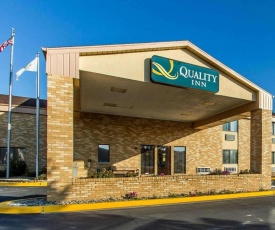 Quality Inn Burlington near Hwy 34