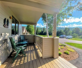 G5 WOW! Stunning single level home next to golf course and Mt Washington Hotel, AC, skiing!