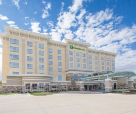 Holiday Inn Hotel & Suites Davenport, an IHG Hotel