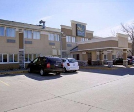 Quality Inn & Suites Des Moines Airport