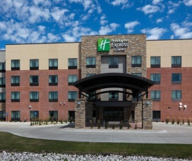 Holiday Inn Express & Suites Fort Dodge, an IHG Hotel