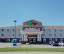 Holiday Inn Express & Suites Le Mars, an IHG Hotel