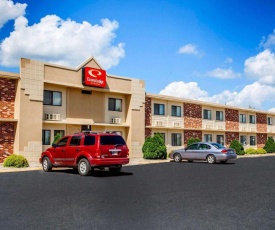 Econo Lodge Inn & Suites Newton