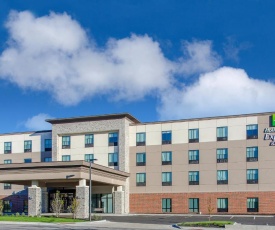 Holiday Inn Express & Suites - Atchison, an IHG Hotel