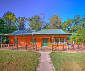 Coffeeville Cabin with Deck about 7 Mi to Grenada Lk