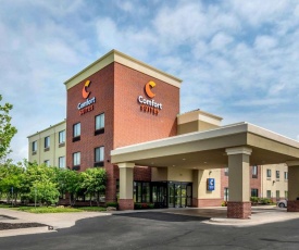 Comfort Suites Speedway - Kansas City