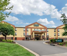 Quality Inn & Suites Lenexa Kansas City