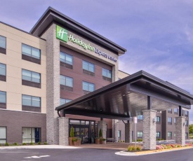 Holiday Inn Express & Suites - Olathe West, an IHG Hotel