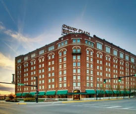 Drury Plaza Hotel Broadview Wichita