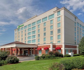 Holiday Inn University Plaza-Bowling Green, an IHG Hotel