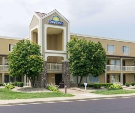 Days Inn by Wyndham Florence Cincinnati Area