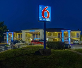 Motel 6-Lexington, KY - East I-75