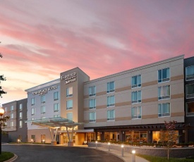 Fairfield Inn & Suites By Marriott Louisville Northeast