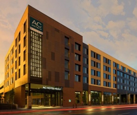 AC Hotel by Marriott Louisville Downtown