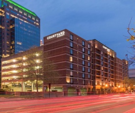 Courtyard Louisville Downtown