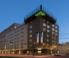 Hilton Garden Inn Louisville Downtown