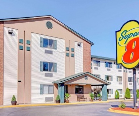 Super 8 by Wyndham Louisville Airport