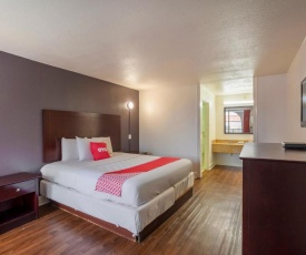 OYO Hotel Baton Rouge - Mead Rd