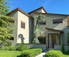 Custom Home about 1 Mi to Downtown Boise and Camels Back