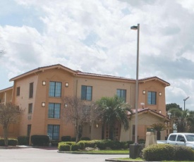 La Quinta Inn by Wyndham New Orleans Veterans / Metairie